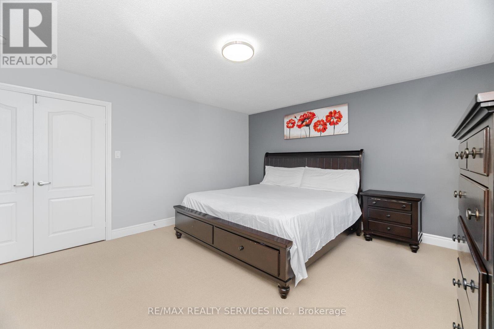 11 Belleville Drive, Brampton, Ontario  L6P 1V7 - Photo 23 - W12305637