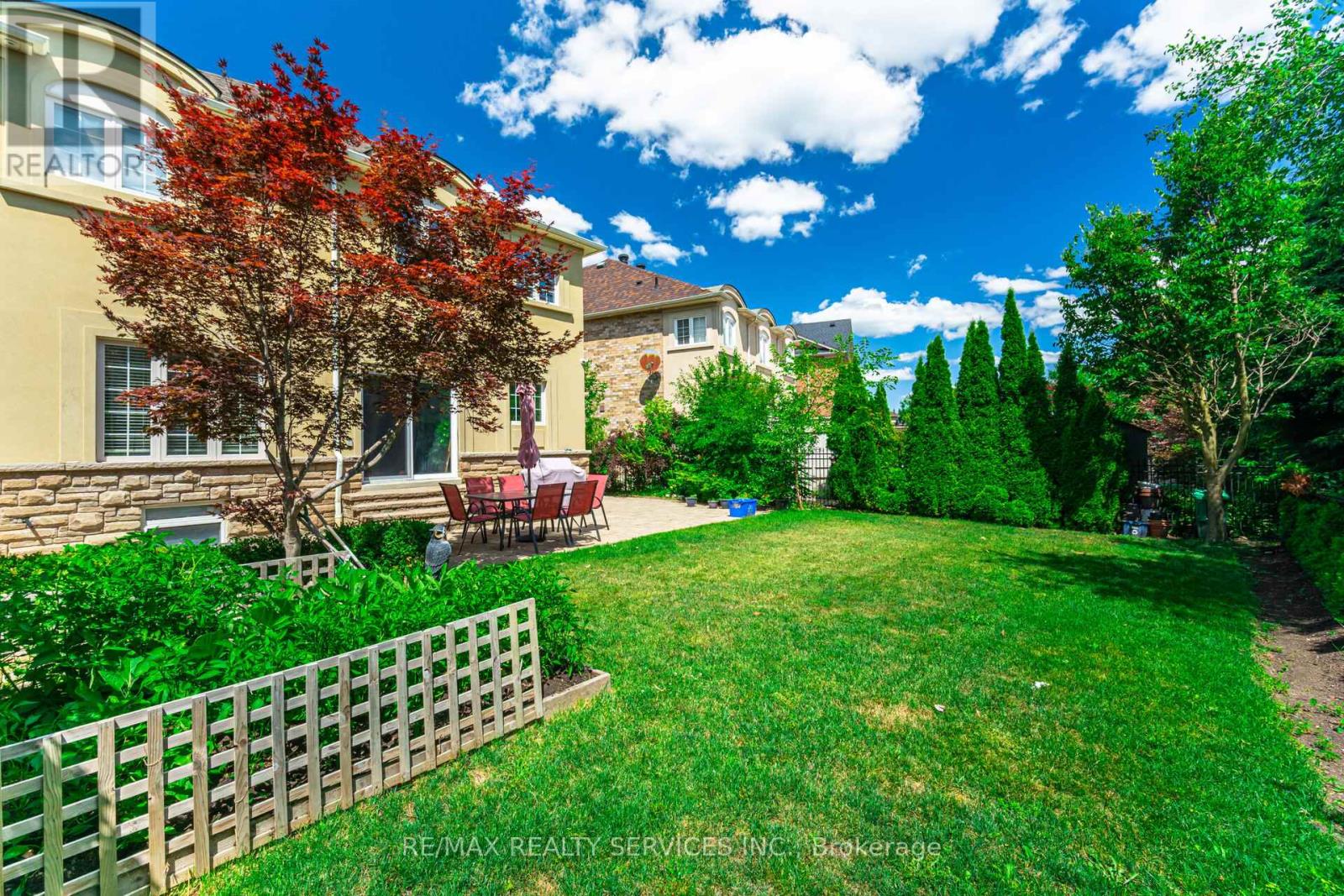 11 Belleville Drive, Brampton, Ontario  L6P 1V7 - Photo 42 - W12305637
