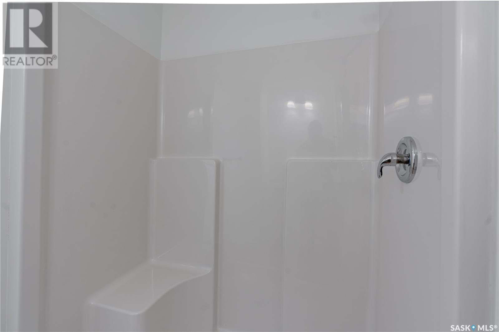 570 Kinloch Court, Saskatoon, Saskatchewan  S7M 5X2 - Photo 24 - SK008857