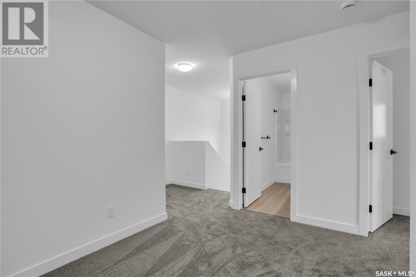 570 Kinloch Court, Saskatoon, Saskatchewan  S7M 5X2 - Photo 34 - SK008857