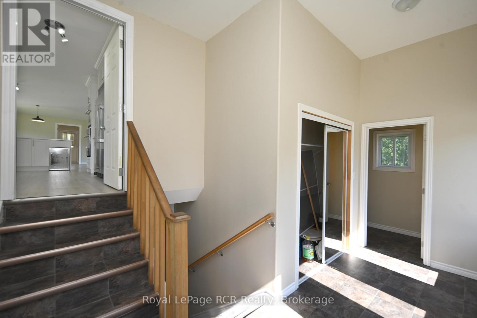 650 Northmount Road, North Bay, Ontario  P1B 8G2 - Photo 14 - X12305693