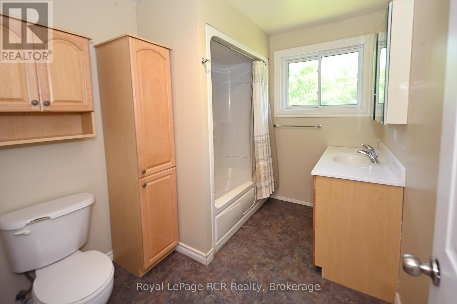 650 Northmount Road, North Bay, Ontario  P1B 8G2 - Photo 24 - X12305693