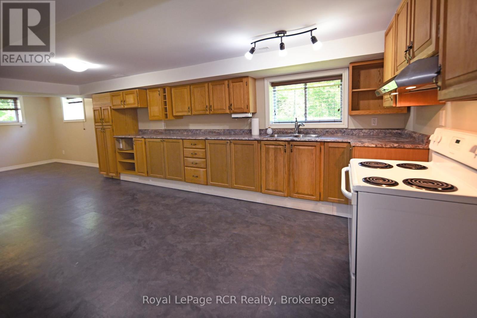 650 Northmount Road, North Bay, Ontario  P1B 8G2 - Photo 31 - X12305693