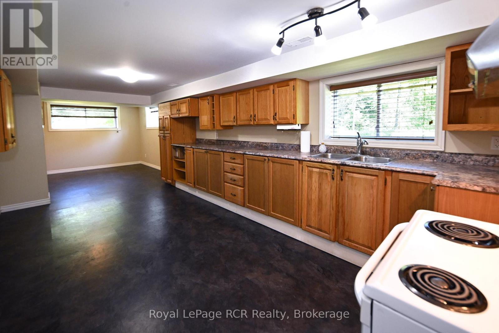 650 Northmount Road, North Bay, Ontario  P1B 8G2 - Photo 34 - X12305693