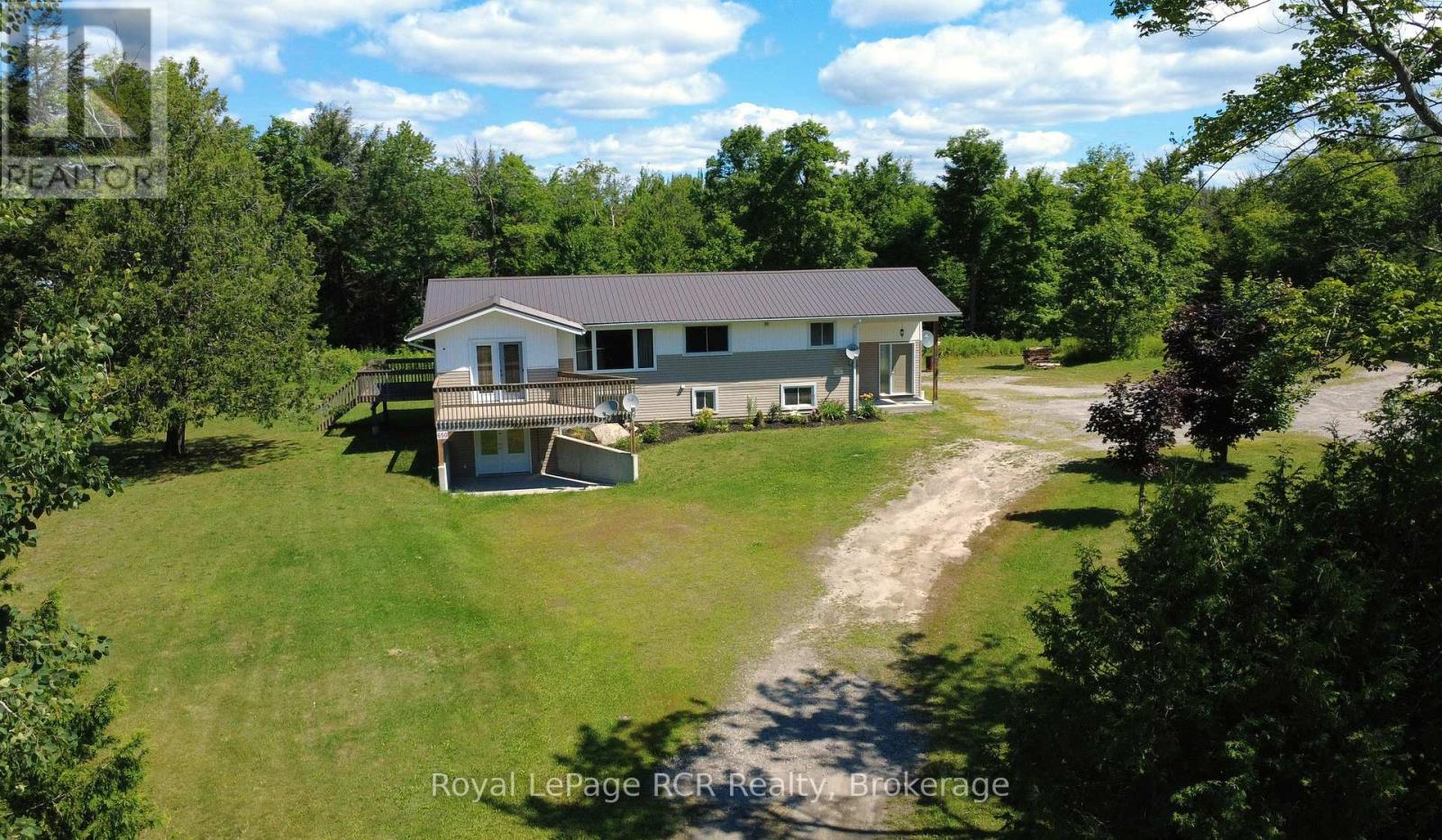 650 Northmount Road, North Bay, Ontario  P1B 8G2 - Photo 7 - X12305693