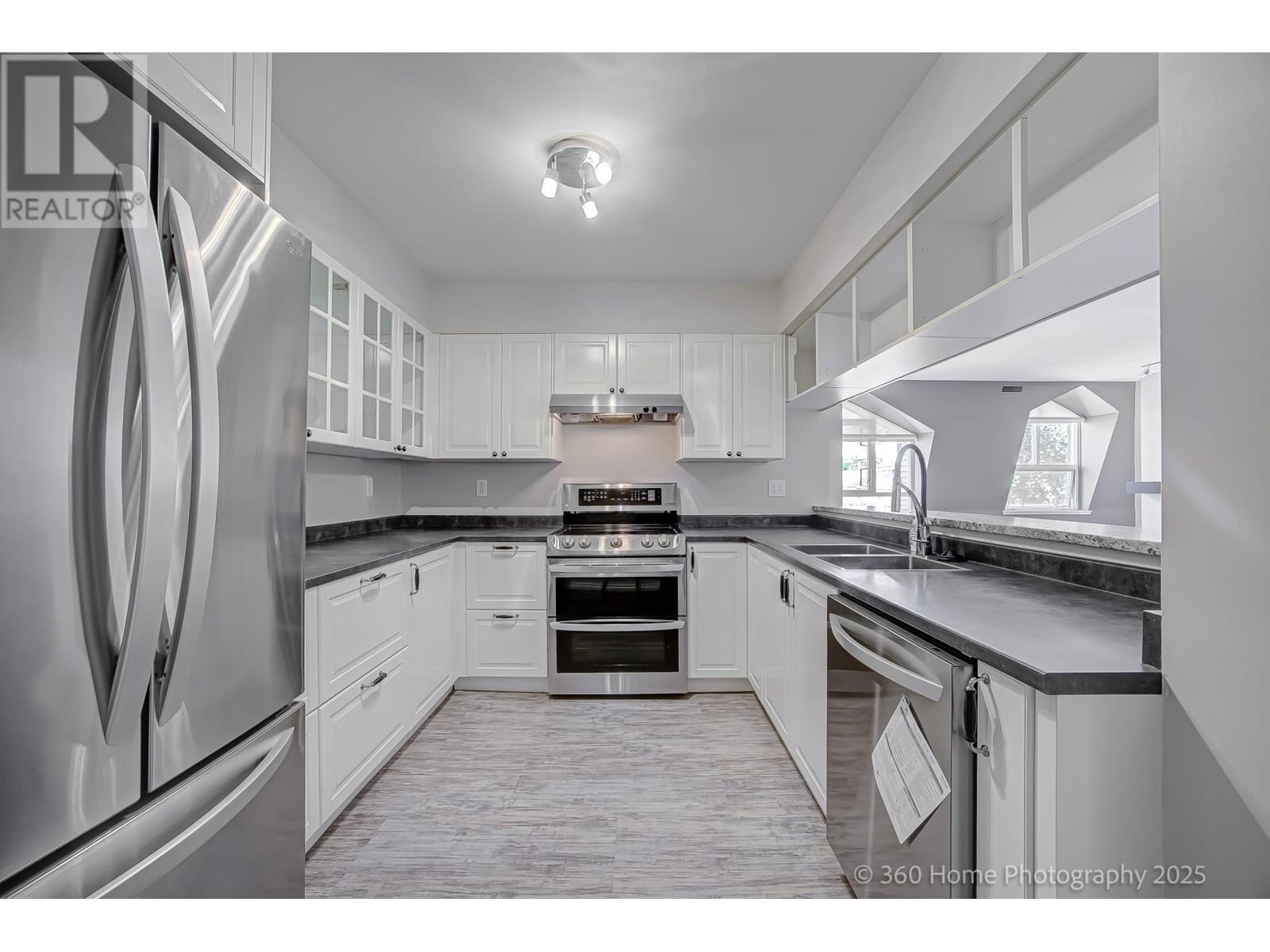 Property at 109 219 BEGIN STREET image 2