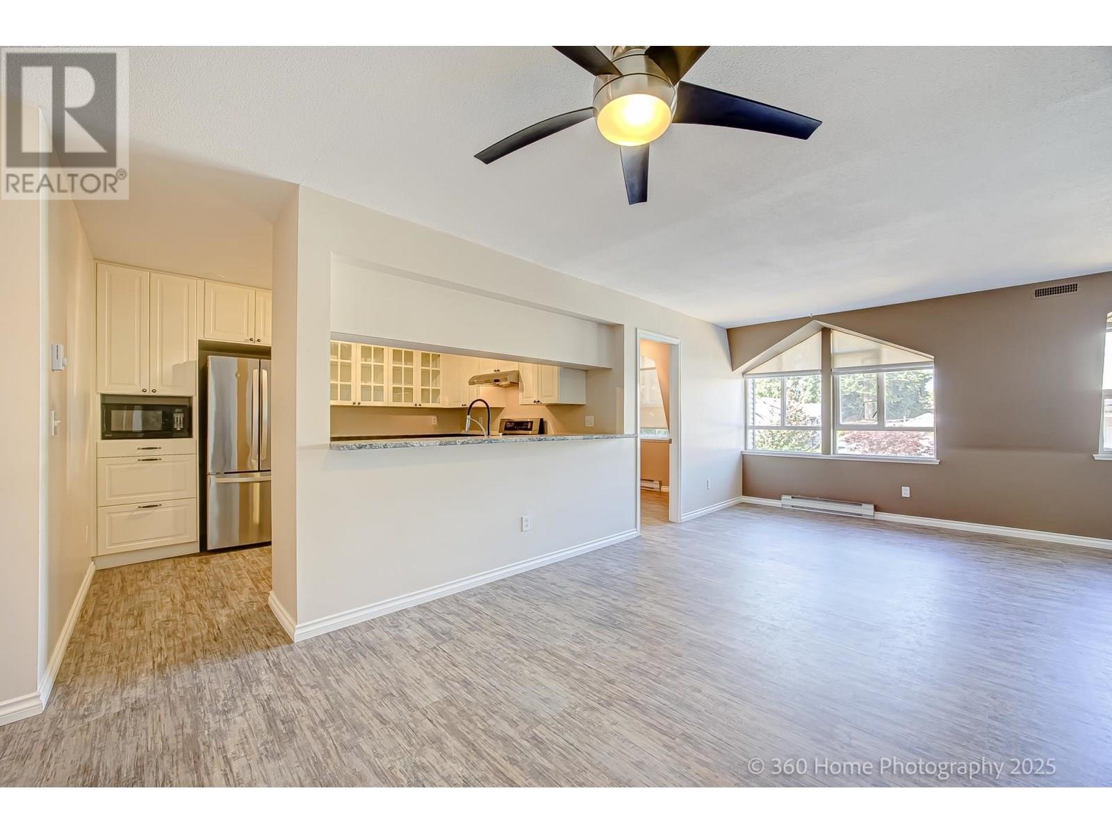 Property at 109 219 BEGIN STREET image 5