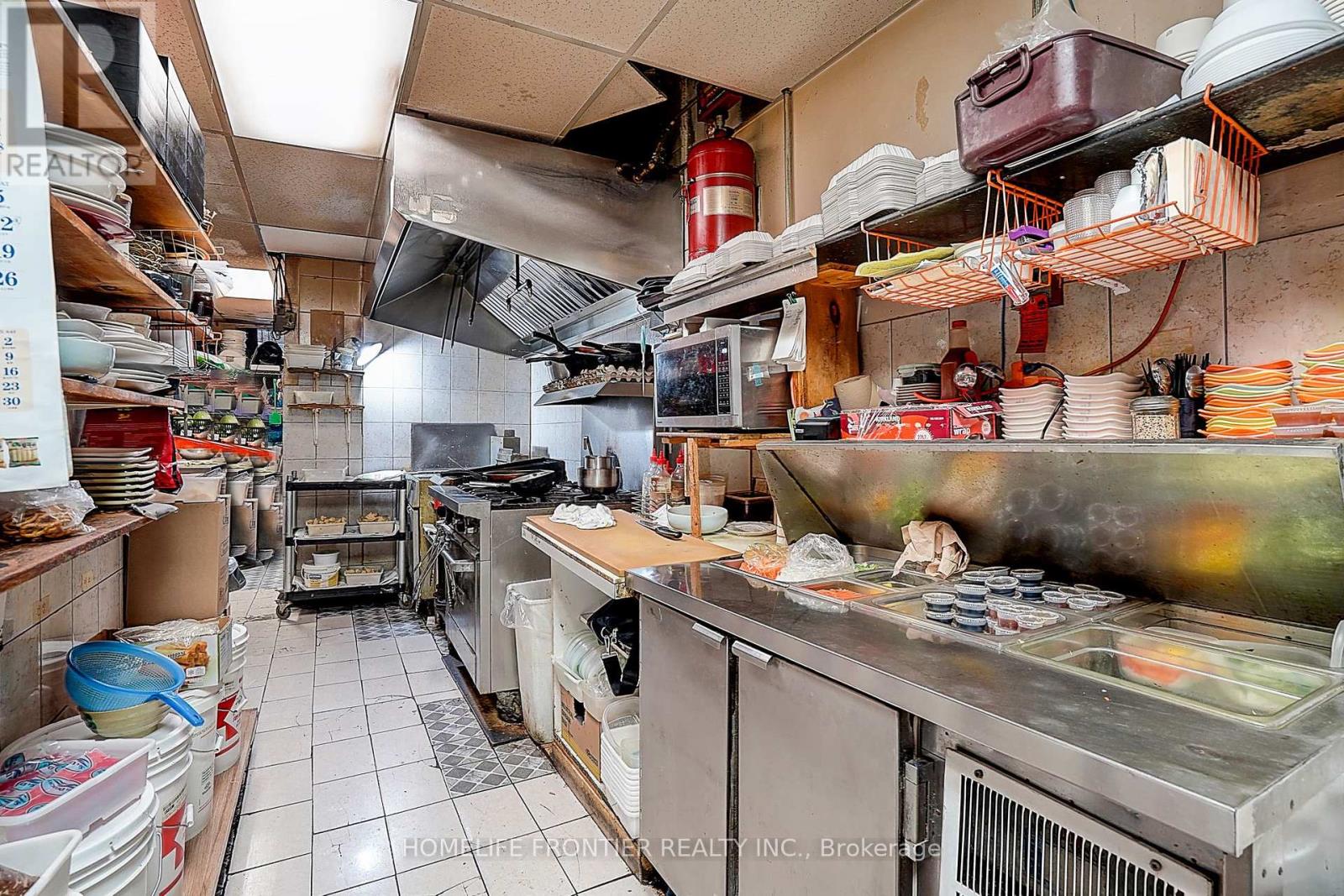 482 Bloor Street W, Toronto, Ontario  M5S 1X8 - Photo 15 - C12304684