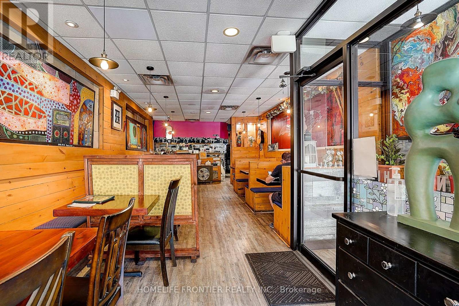 482 Bloor Street W, Toronto, Ontario  M5S 1X8 - Photo 7 - C12304684