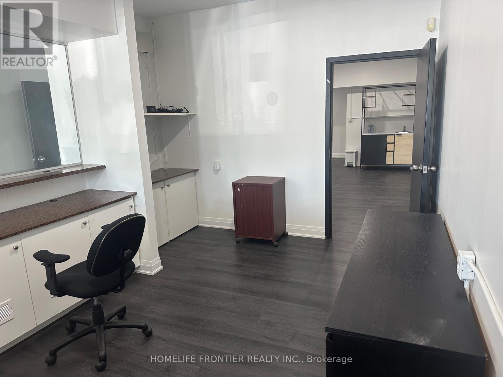 1703 Victoria Park Avenue, Toronto, Ontario  M1R 1R9 - Photo 12 - E12305686