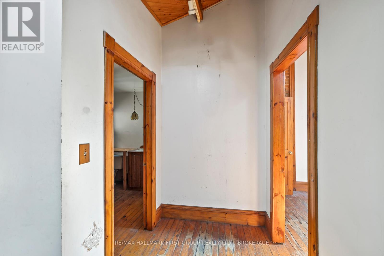 54 Wellington Street, Kingston, Ontario  K7L 3C3 - Photo 25 - X12305771