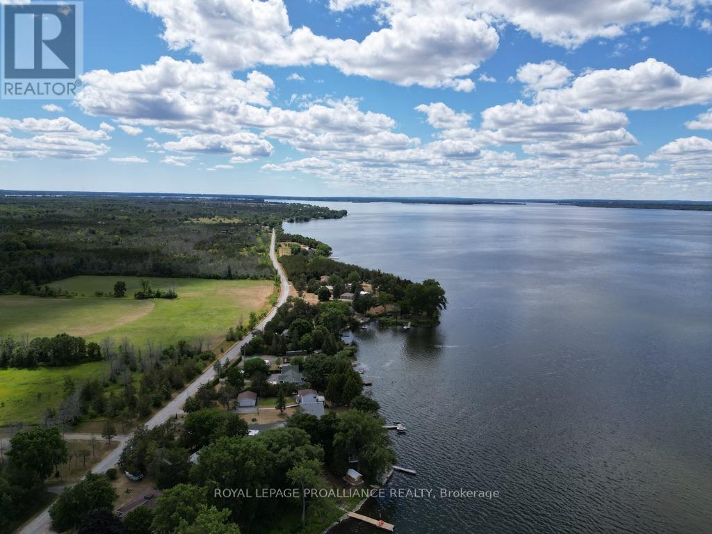 1692 North Big Island Road, Prince Edward County (Sophiasburg Ward), Ontario  K0K 1W0 - Photo 1 - X12305786