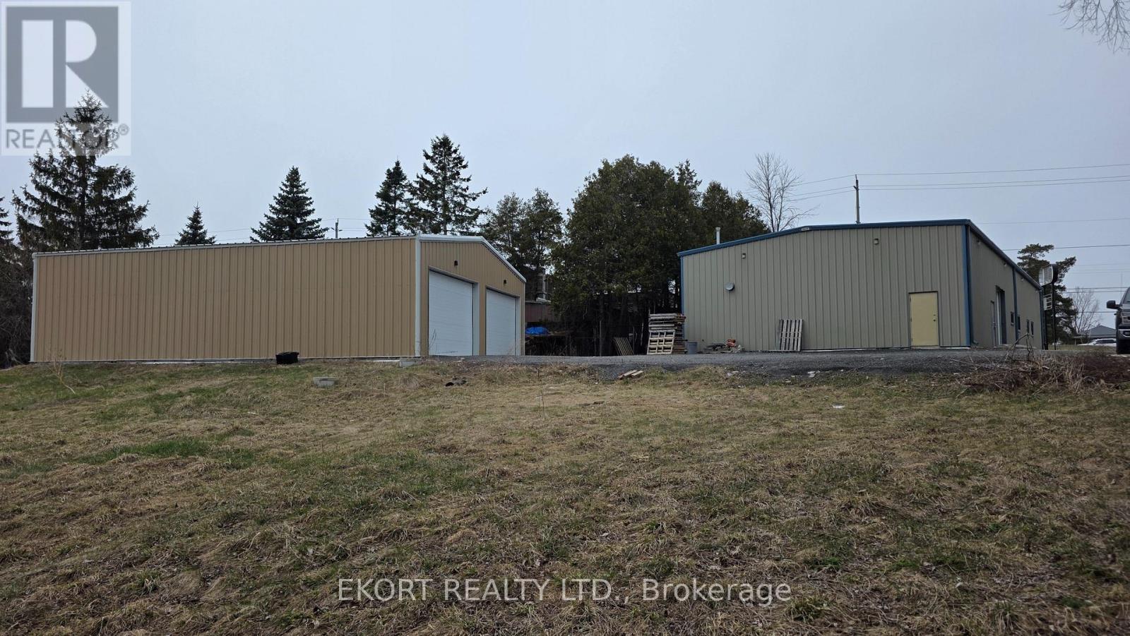 542 Old Hwy 2, Quinte West, Ontario  K8V 5P5 - Photo 4 - X12305790
