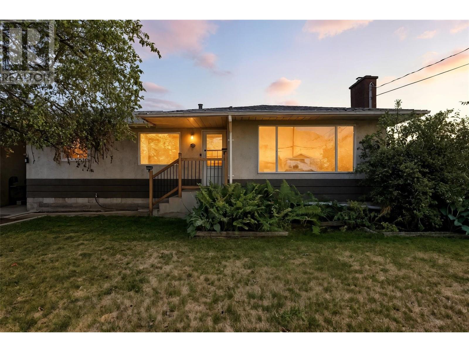 Property at 2155 Ponderosa Avenue image 2
