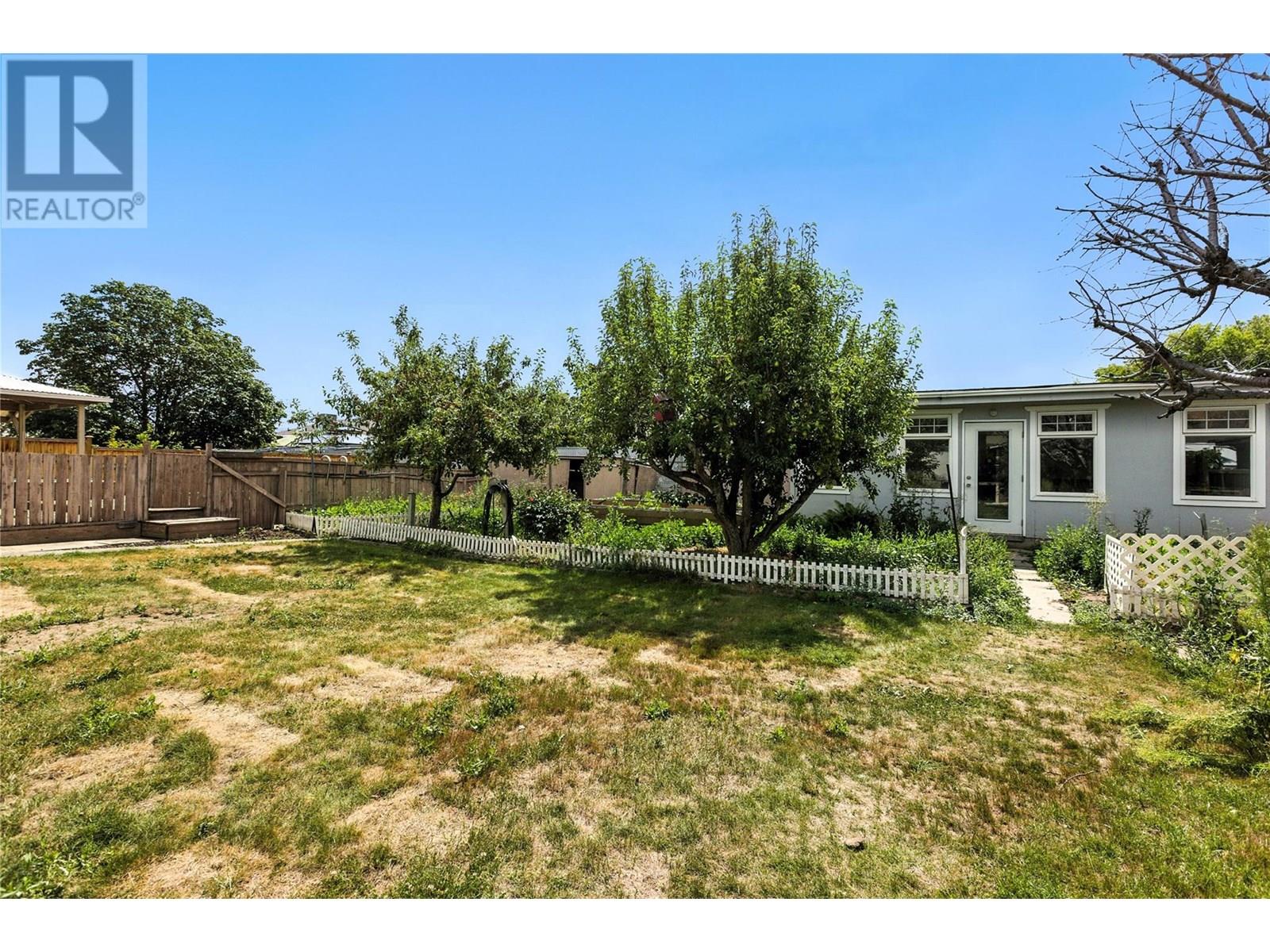Property at 2155 Ponderosa Avenue image 3