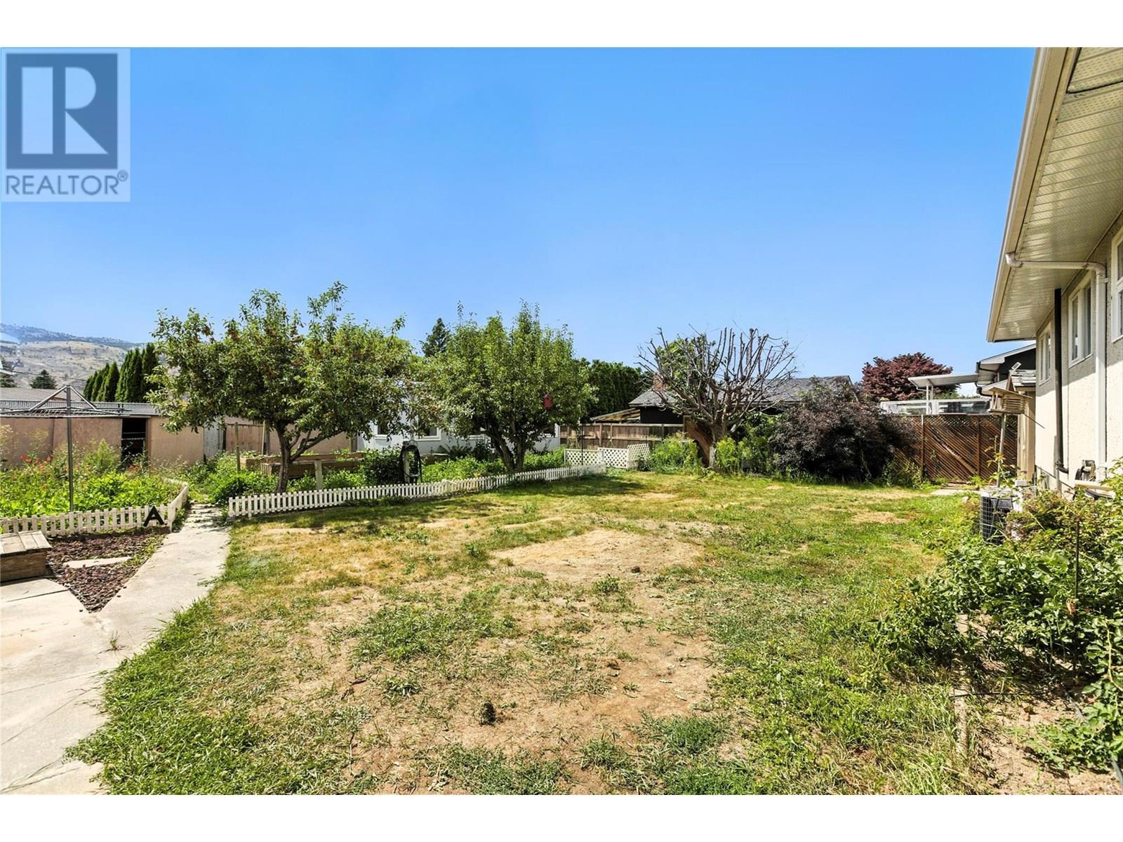 Property at 2155 Ponderosa Avenue image 5