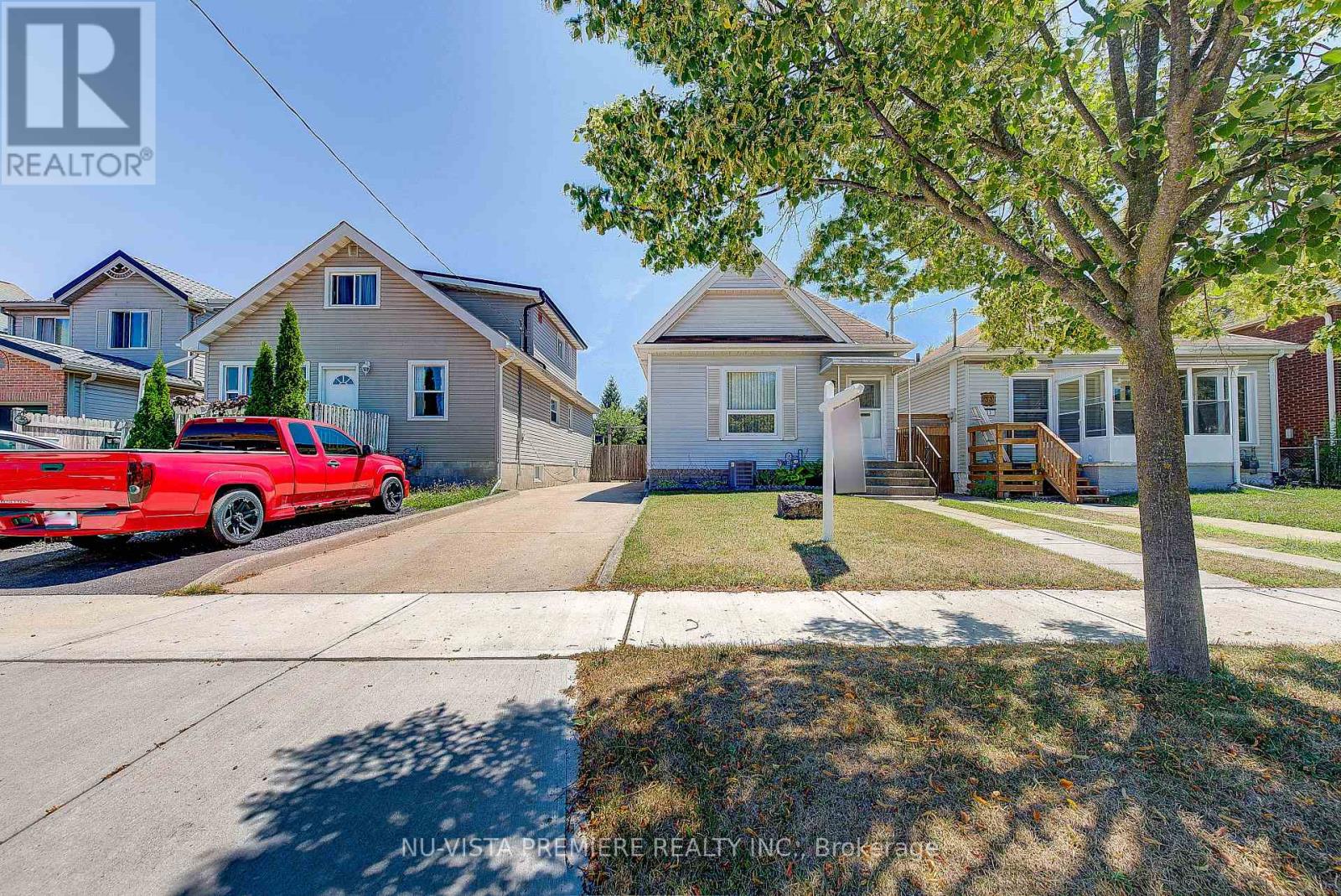 35 Major Street, London East, Ontario  N5Z 1E2 - Photo 3 - X12305811