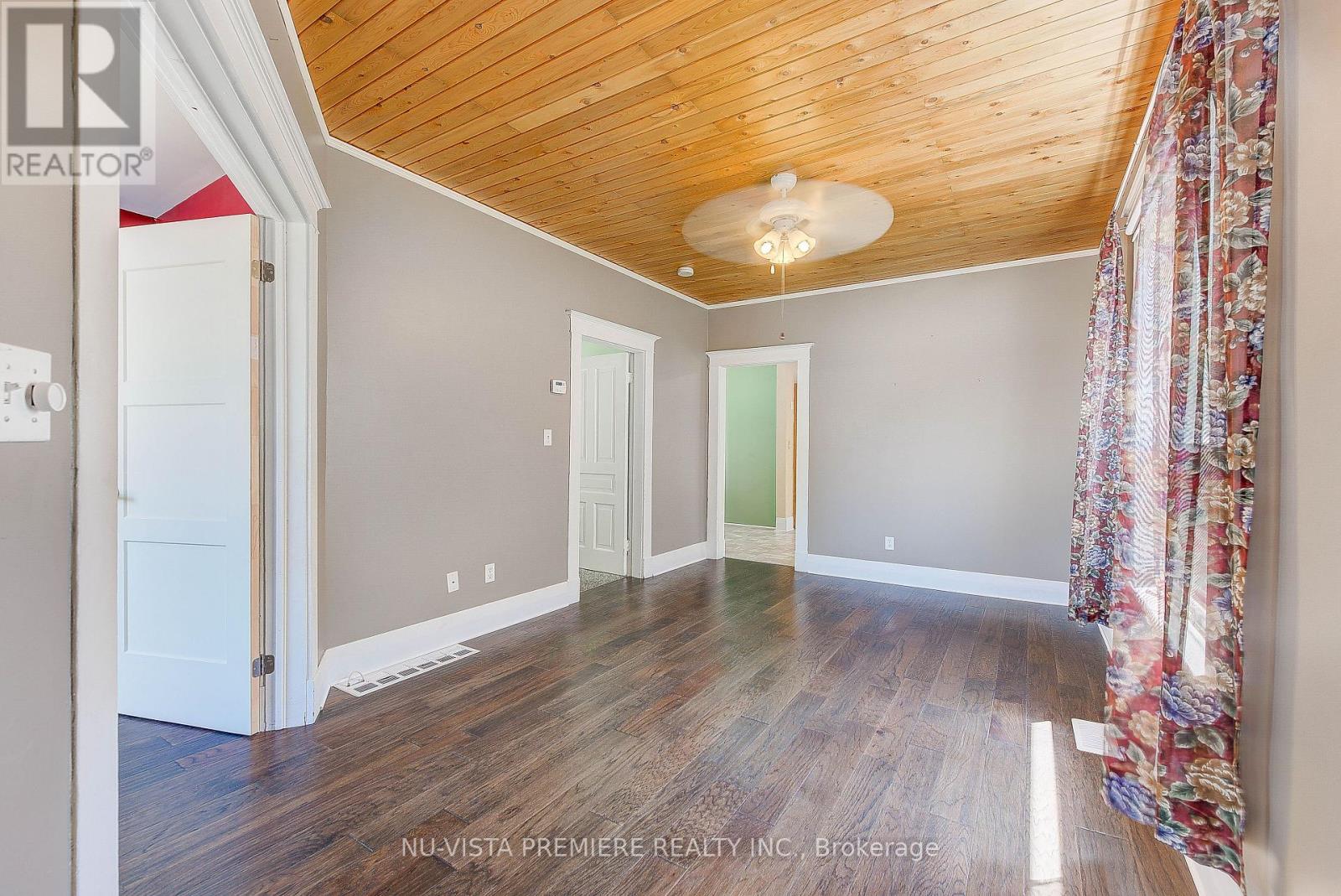 35 Major Street, London East, Ontario  N5Z 1E2 - Photo 6 - X12305811