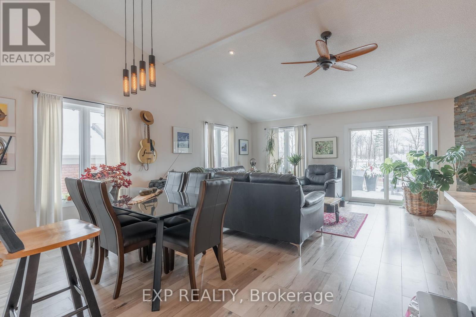 20 - 90 Ontario St Street S, Lambton Shores, Ontario  N0M 1T0 - Photo 12 - X12305815