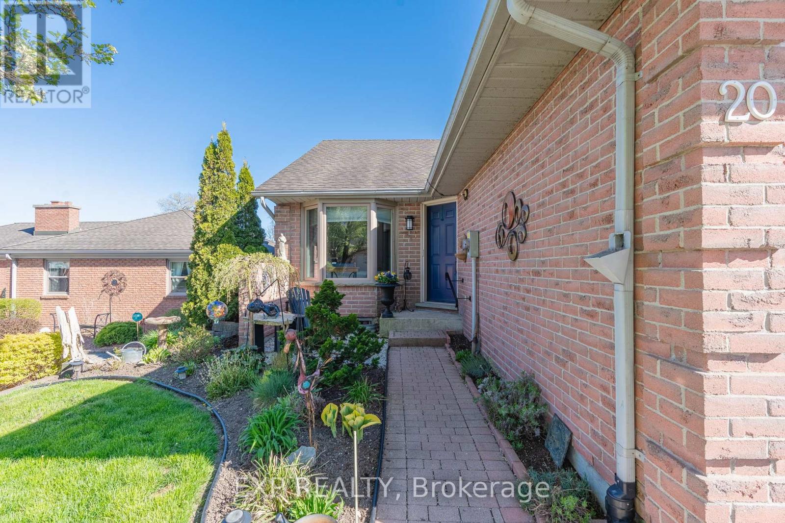 20 - 90 Ontario St Street S, Lambton Shores, Ontario  N0M 1T0 - Photo 2 - X12305815