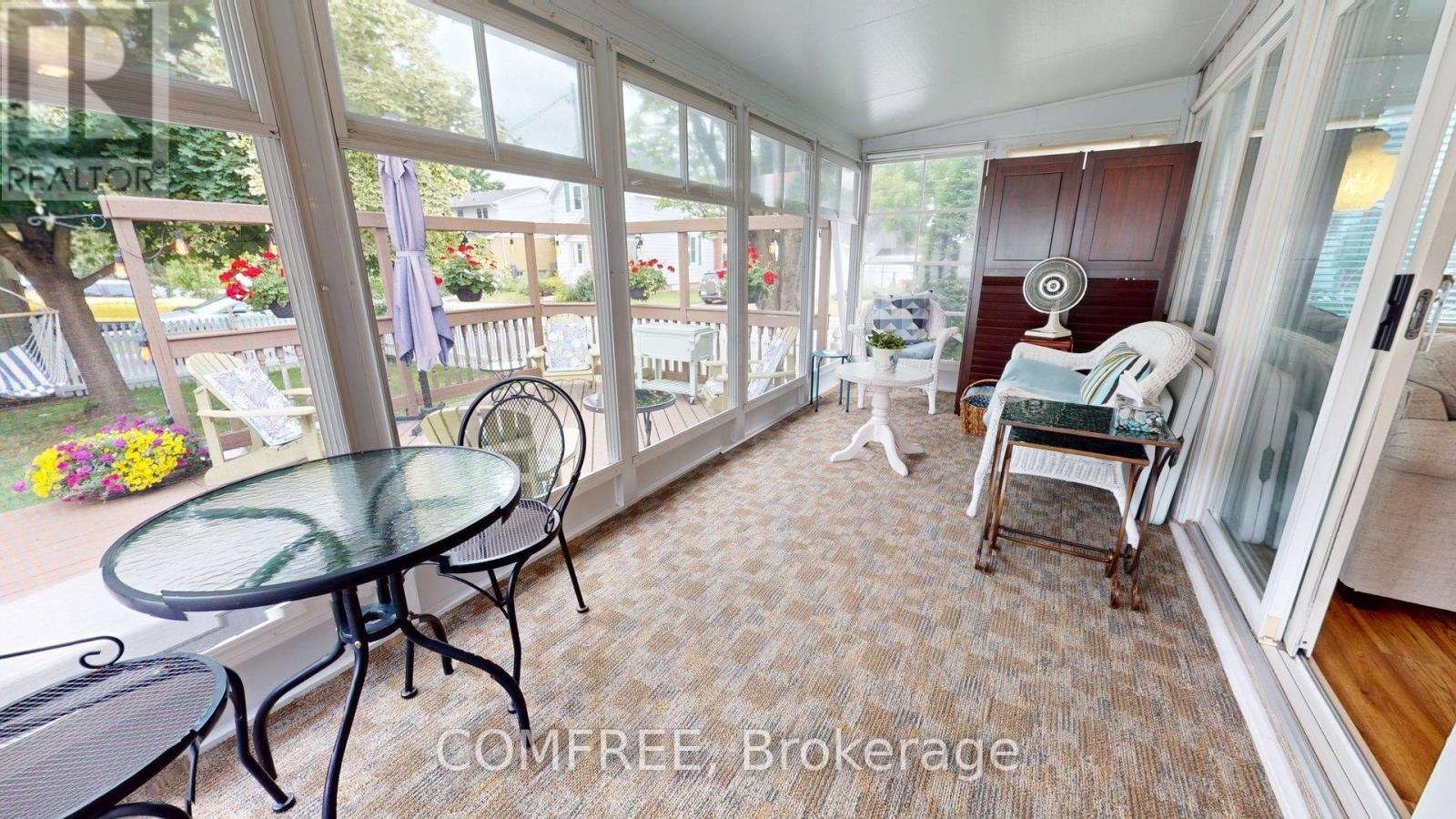 256a And 256b Flora Street, Carleton Place, Ontario  K7C 3M4 - Photo 19 - X12305776