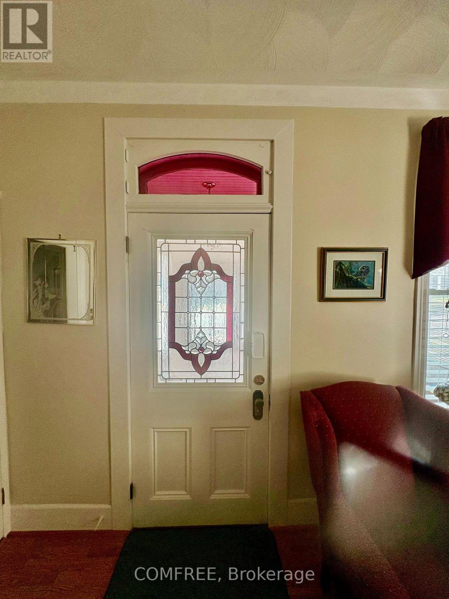 256a And 256b Flora Street, Carleton Place, Ontario  K7C 3M4 - Photo 24 - X12305776