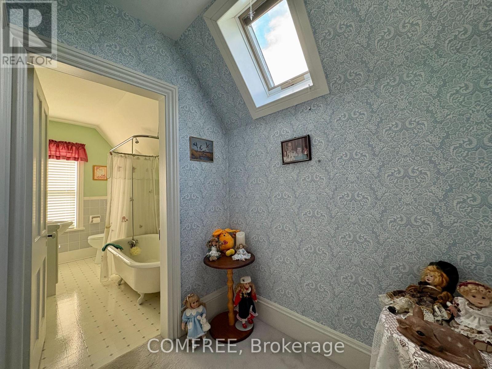 256a And 256b Flora Street, Carleton Place, Ontario  K7C 3M4 - Photo 29 - X12305776