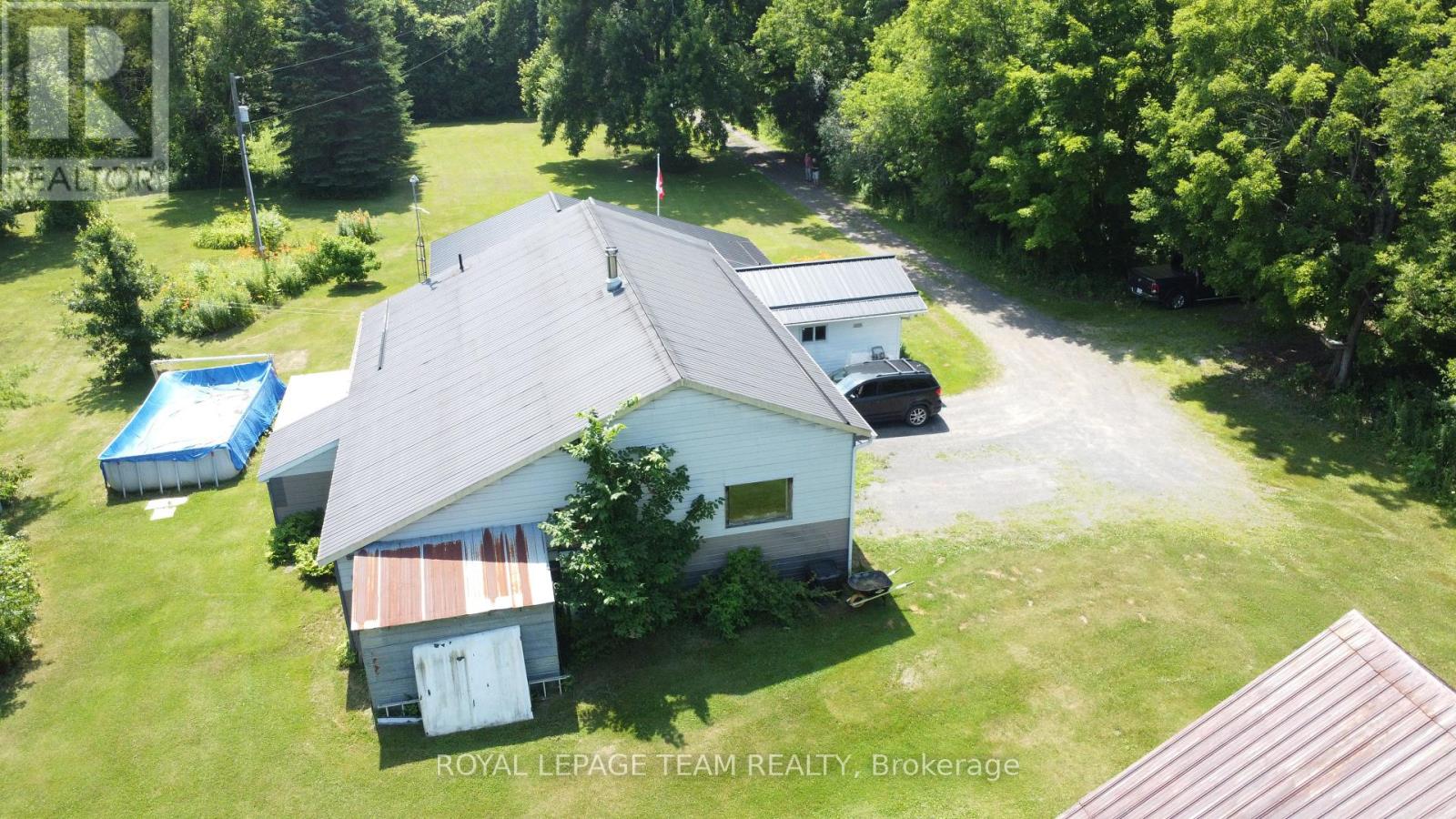 10355 Broken Second Road W, South Dundas, Ontario  K0E 1K0 - Photo 27 - X12305794