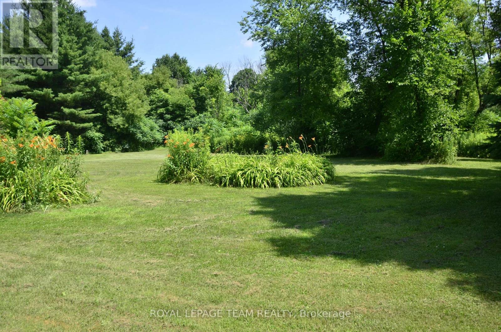 10355 Broken Second Road W, South Dundas, Ontario  K0E 1K0 - Photo 5 - X12305794