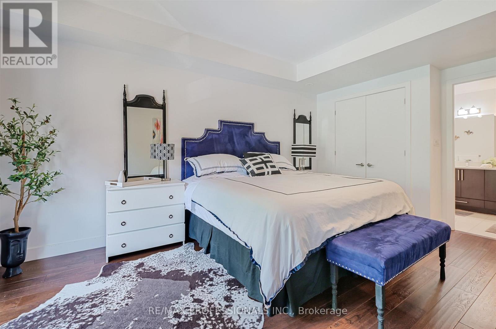 11 Powerhouse Street, Toronto (Dovercourt-Wallace Emerson-Junction), Ontario  M6H 4K4 - Photo 24 - W12305691