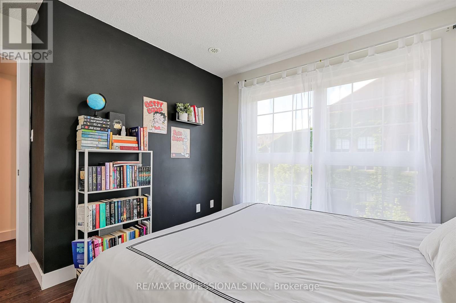 11 Powerhouse Street, Toronto (Dovercourt-Wallace Emerson-Junction), Ontario  M6H 4K4 - Photo 29 - W12305691