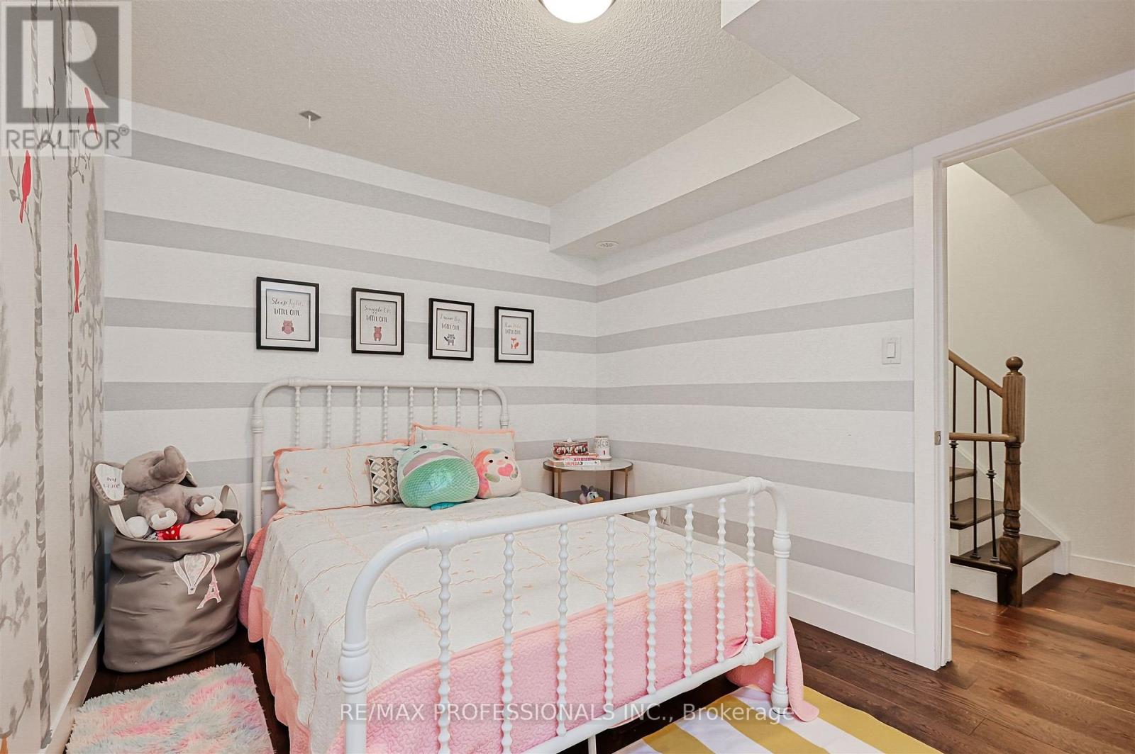 11 Powerhouse Street, Toronto (Dovercourt-Wallace Emerson-Junction), Ontario  M6H 4K4 - Photo 32 - W12305691