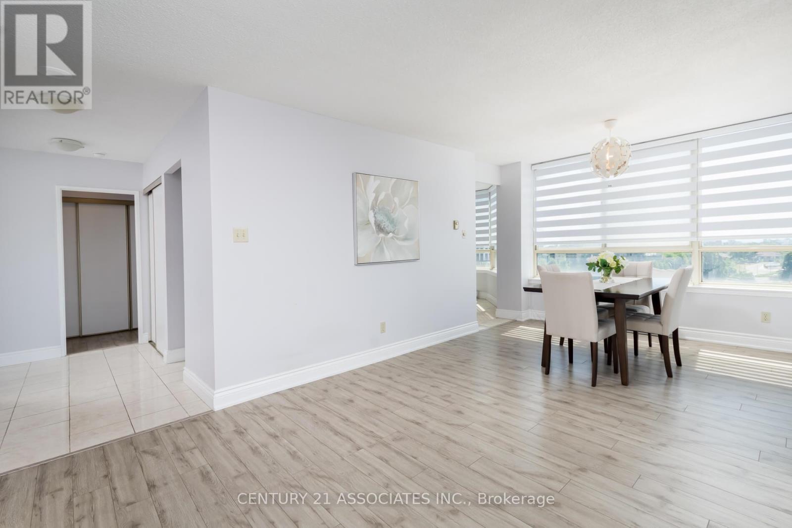 610 - 3605 Kariya Drive, Mississauga, Ontario  L5B 3J4 - Photo 10 - W12305702