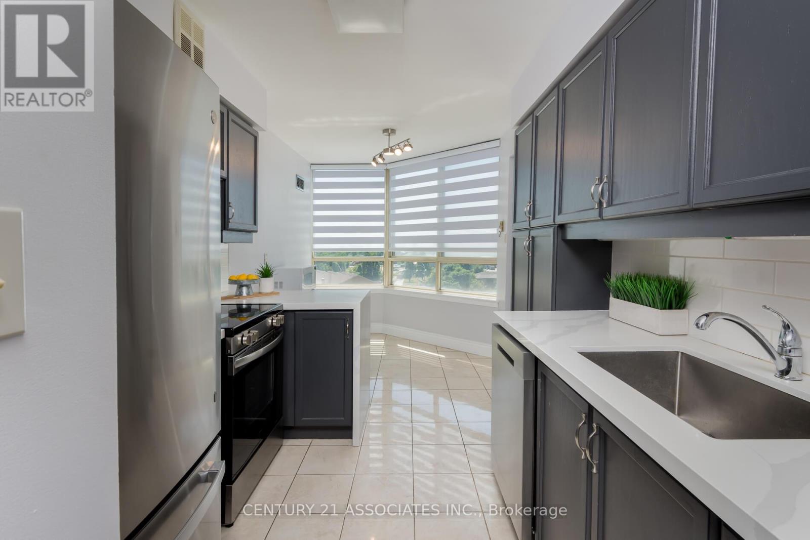 610 - 3605 Kariya Drive, Mississauga, Ontario  L5B 3J4 - Photo 15 - W12305702