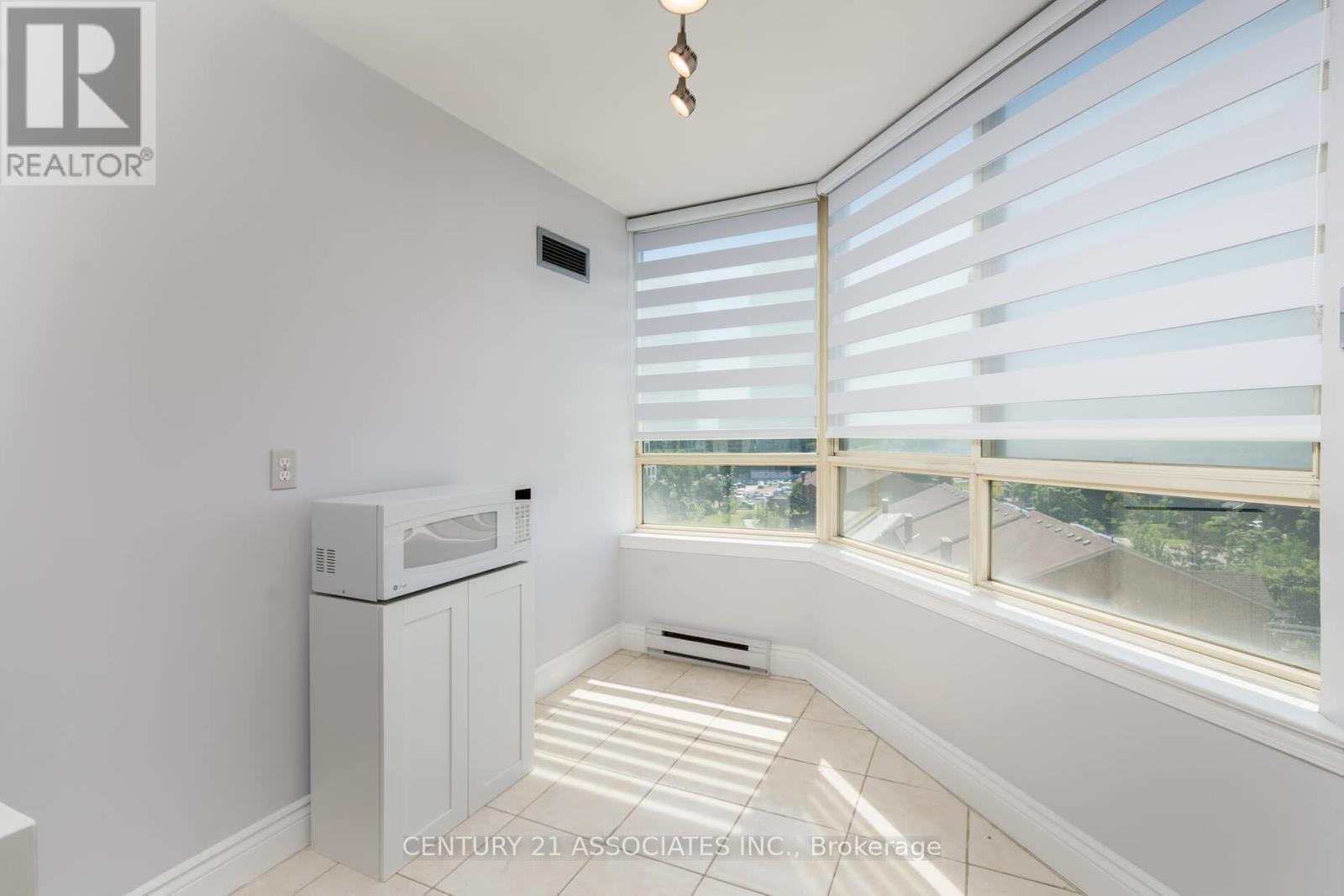 610 - 3605 Kariya Drive, Mississauga, Ontario  L5B 3J4 - Photo 16 - W12305702