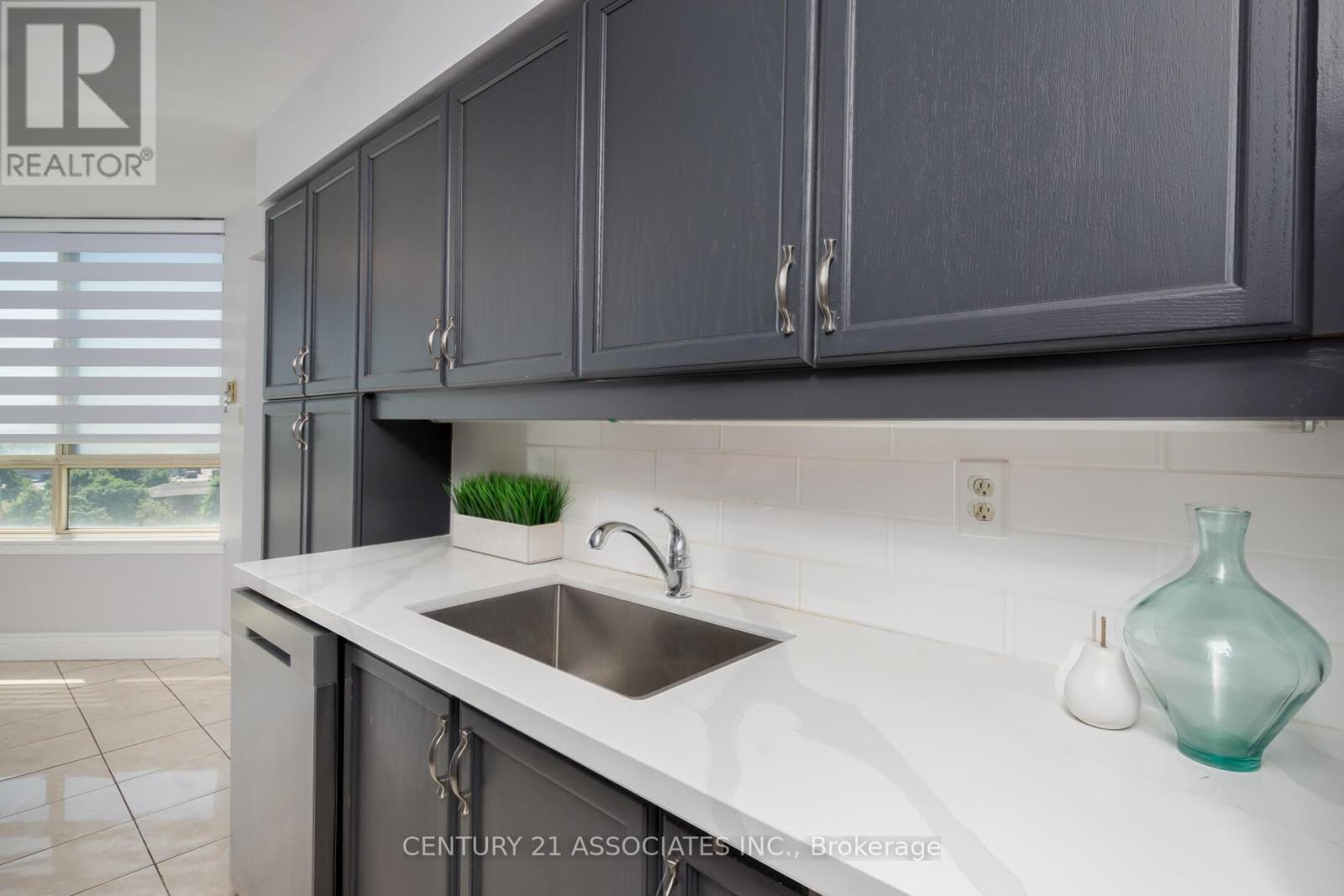 610 - 3605 Kariya Drive, Mississauga, Ontario  L5B 3J4 - Photo 17 - W12305702