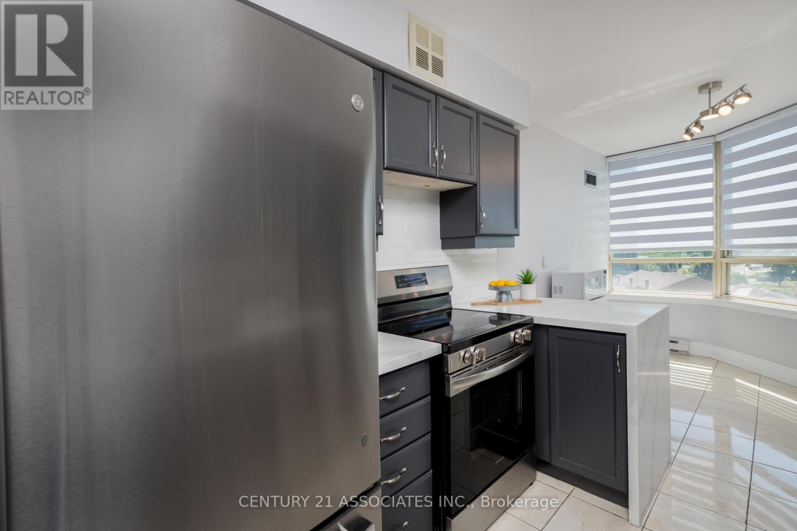 610 - 3605 Kariya Drive, Mississauga, Ontario  L5B 3J4 - Photo 18 - W12305702