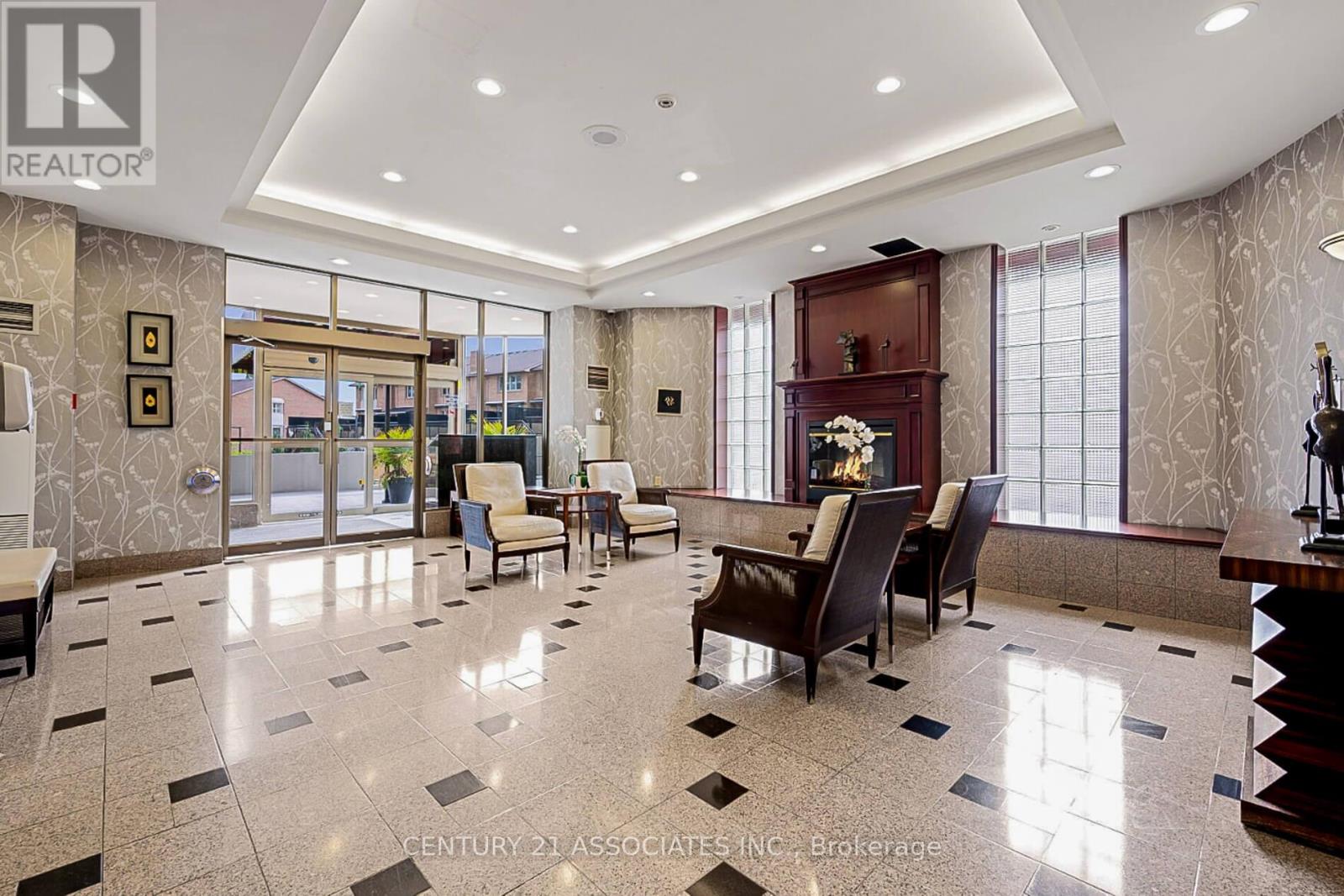 610 - 3605 Kariya Drive, Mississauga, Ontario  L5B 3J4 - Photo 2 - W12305702