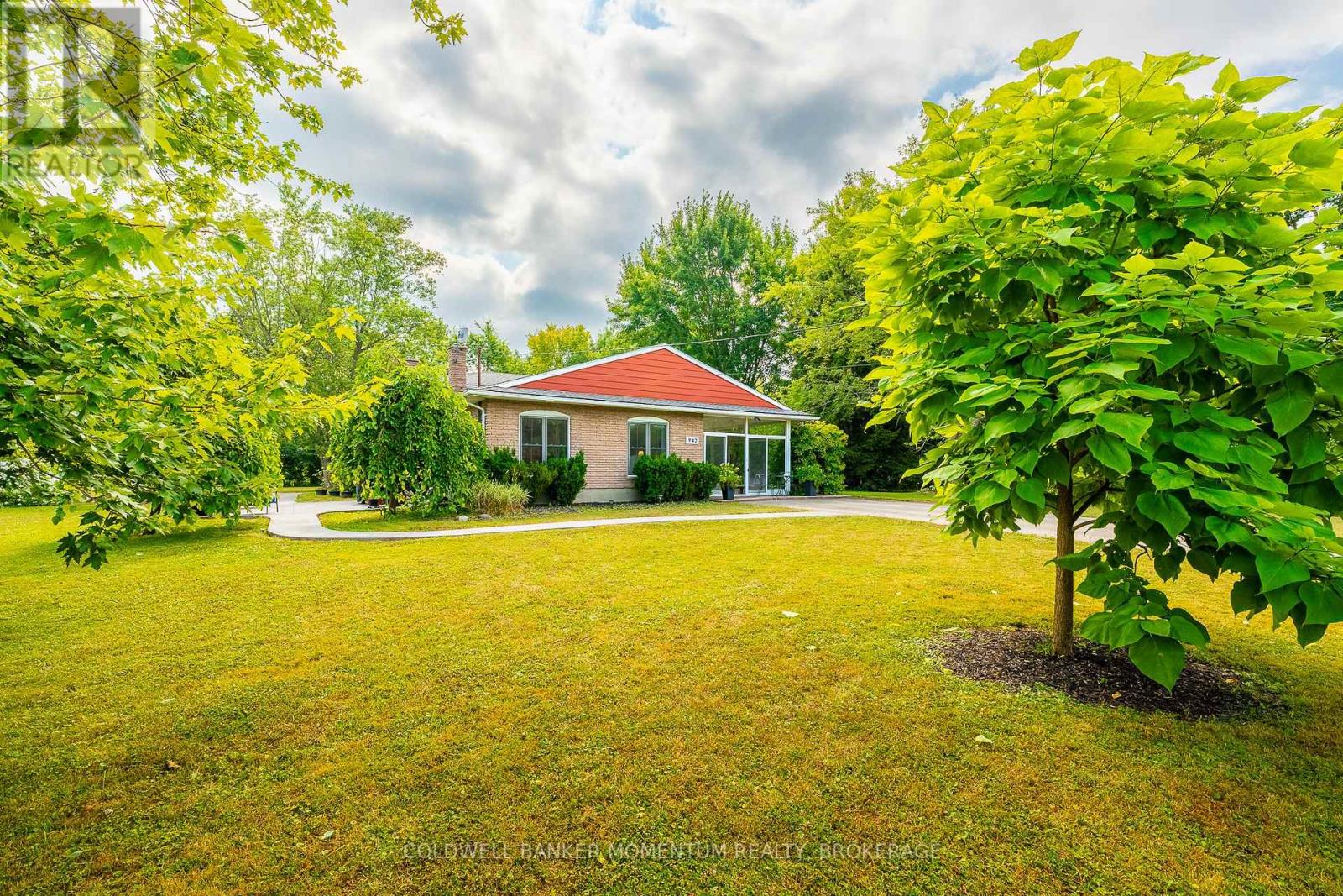 Property at 942 CAUTHARD ROAD image 3