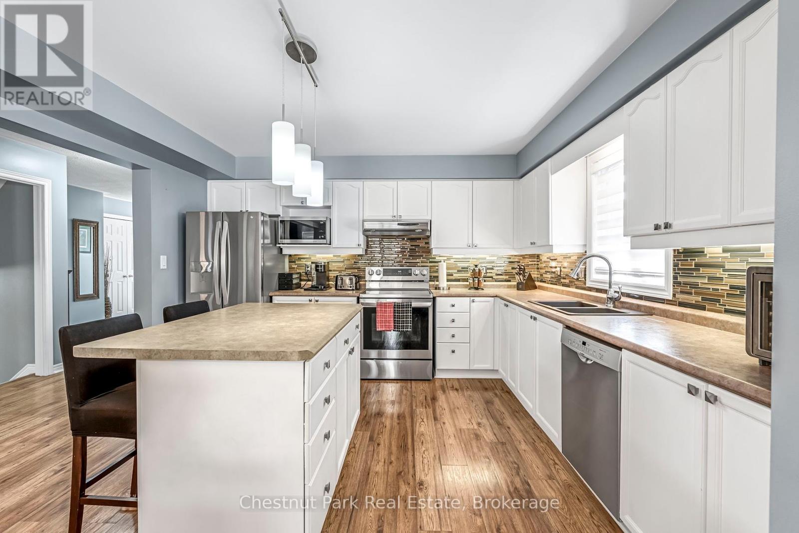 53 Connor Avenue, Collingwood, Ontario  L9Y 5K7 - Photo 11 - S12305728