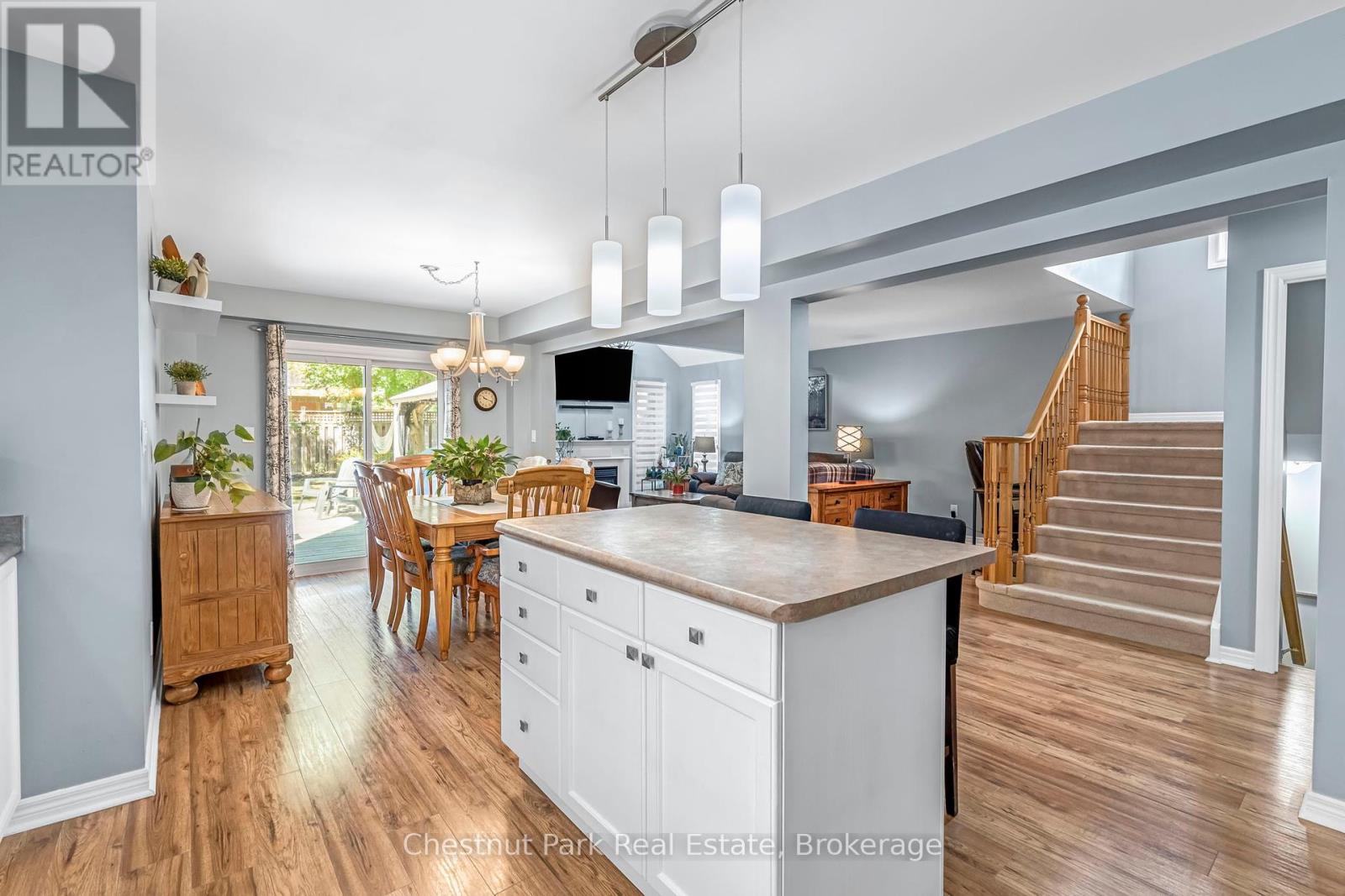 53 Connor Avenue, Collingwood, Ontario  L9Y 5K7 - Photo 9 - S12305728