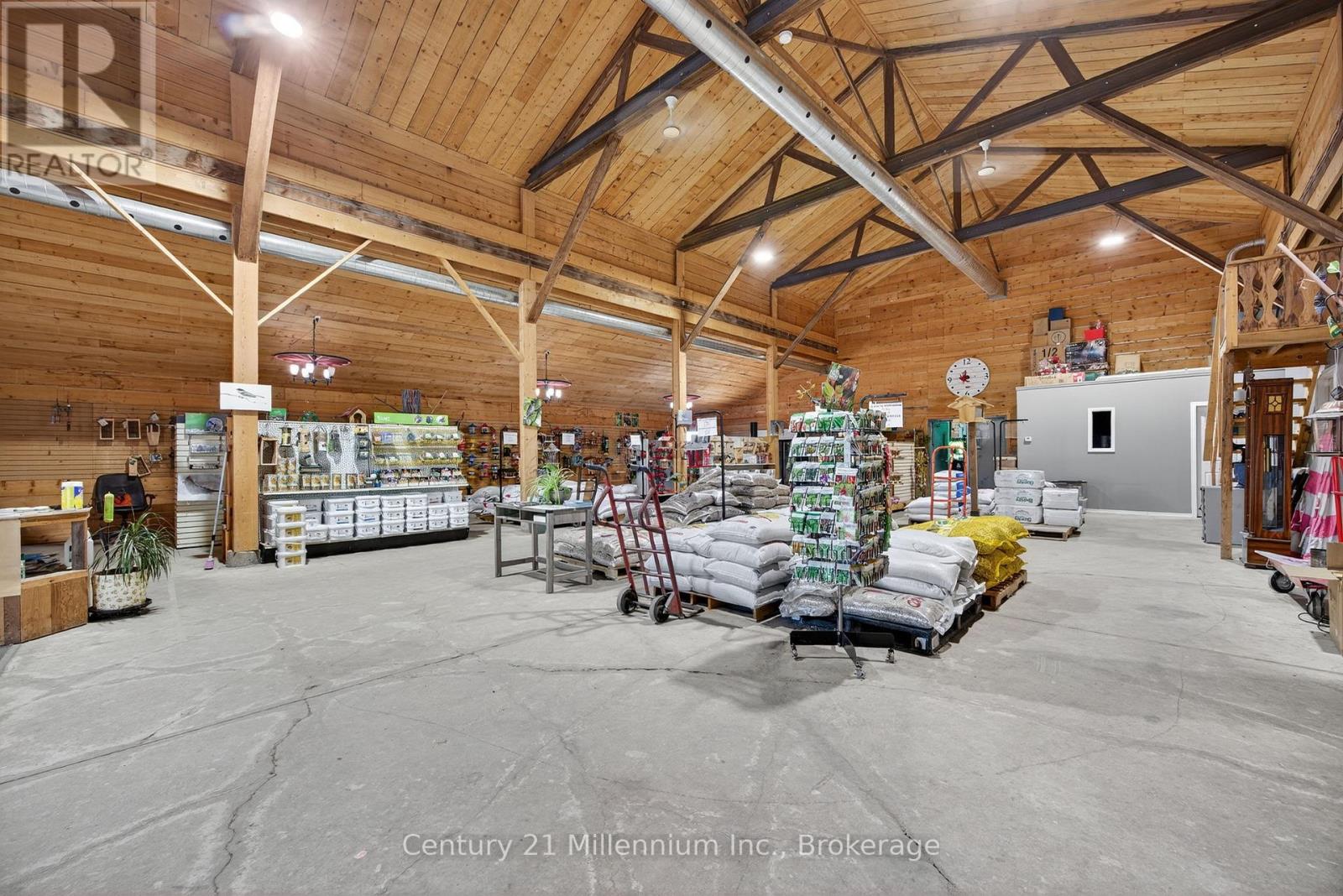 1617 42 County Road, Clearview, Ontario  L0M 1S0 - Photo 9 - S12305774