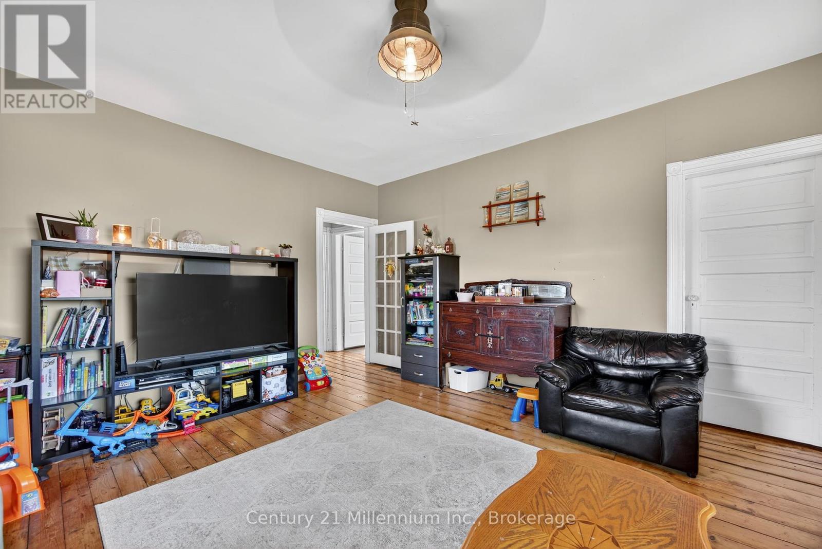 1617 42 County Road, Clearview, Ontario  L0M 1S0 - Photo 37 - S12305779