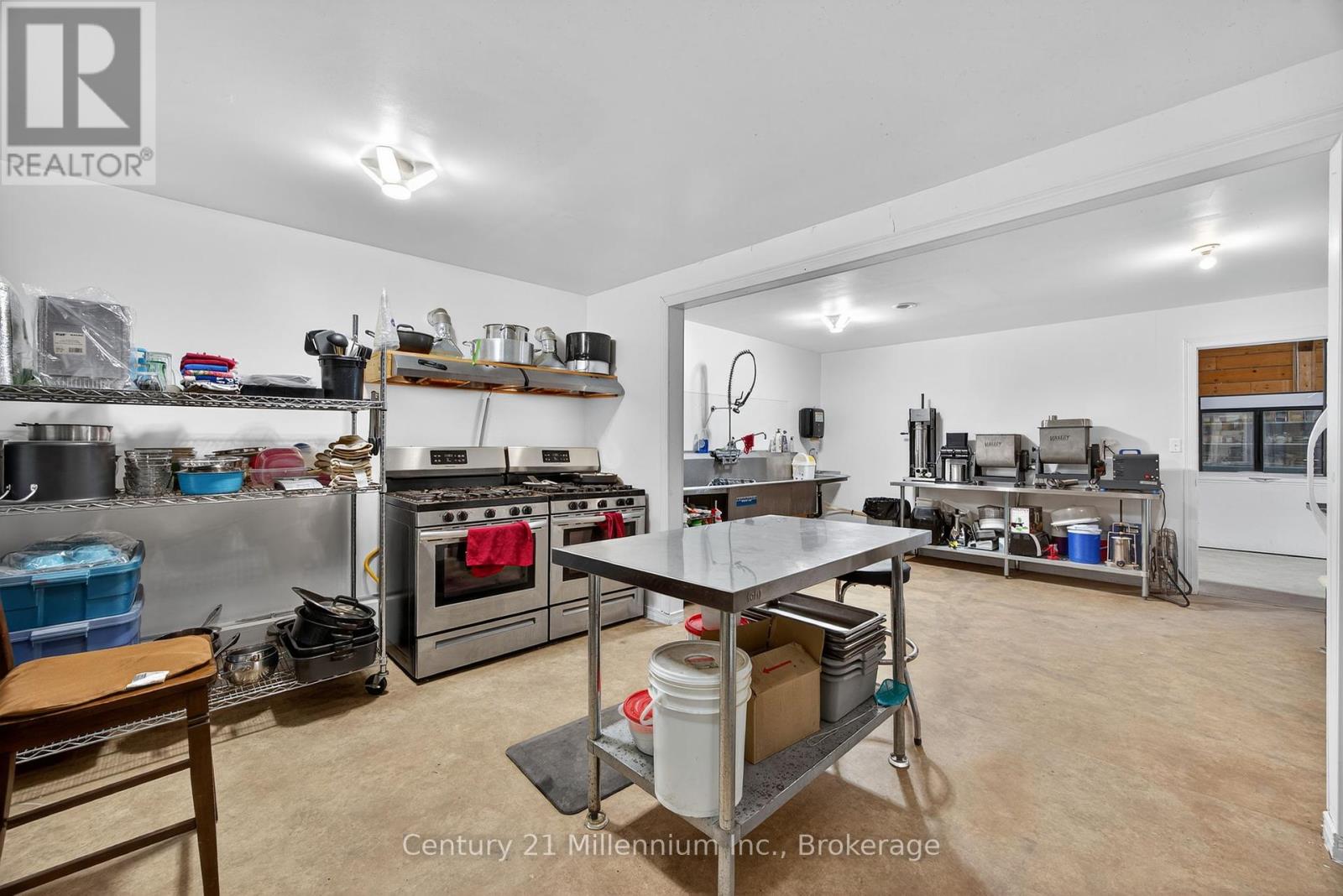 1617 42 County Road, Clearview, Ontario  L0M 1S0 - Photo 9 - S12305779
