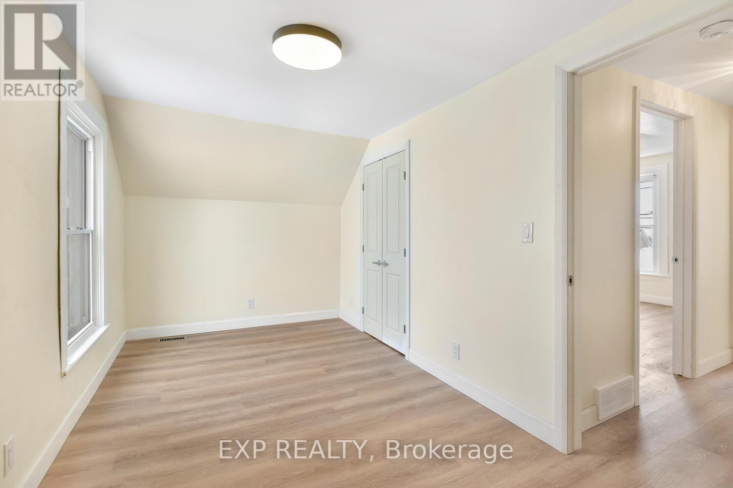 108 George Street, Brockville, Ontario  K6V 3V9 - Photo 10 - X12305735