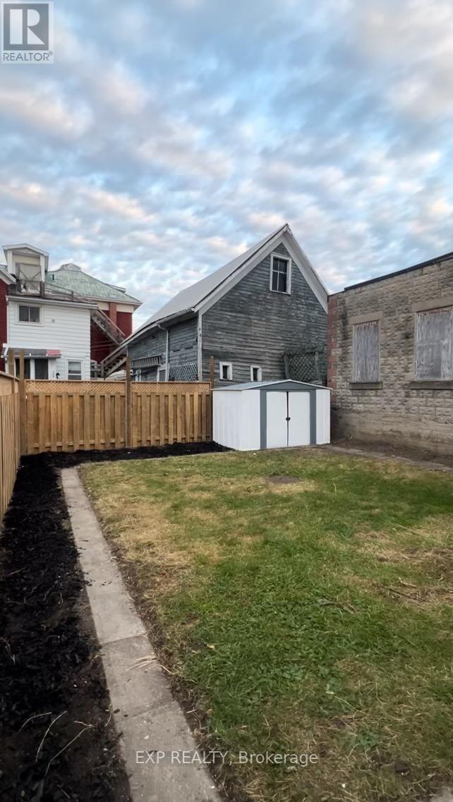 108 George Street, Brockville, Ontario  K6V 3V9 - Photo 14 - X12305735