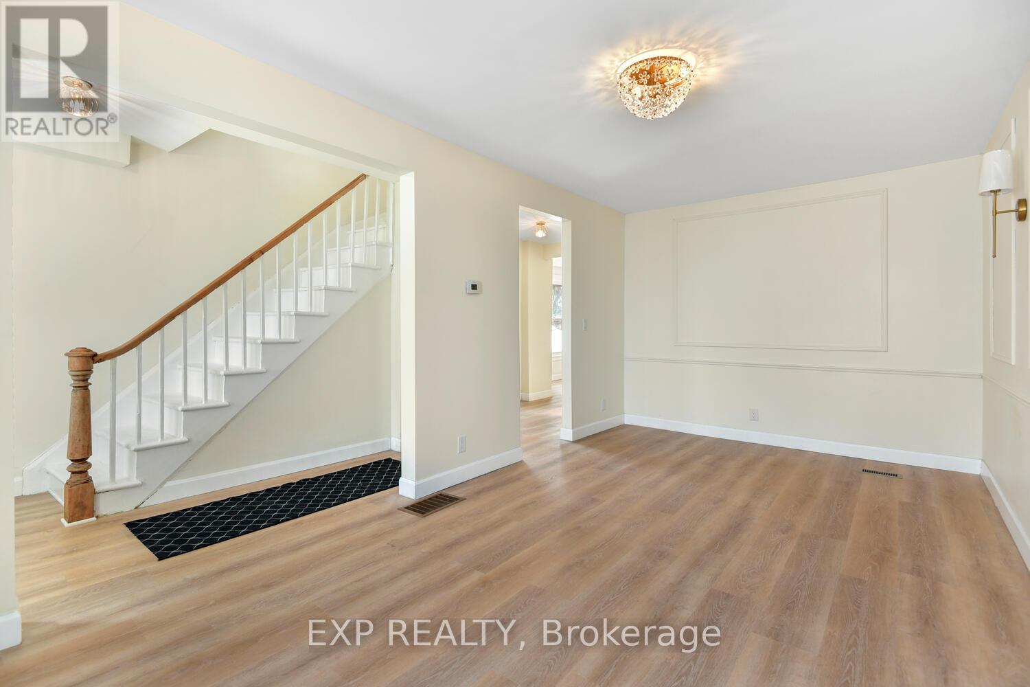 108 George Street, Brockville, Ontario  K6V 3V9 - Photo 4 - X12305735