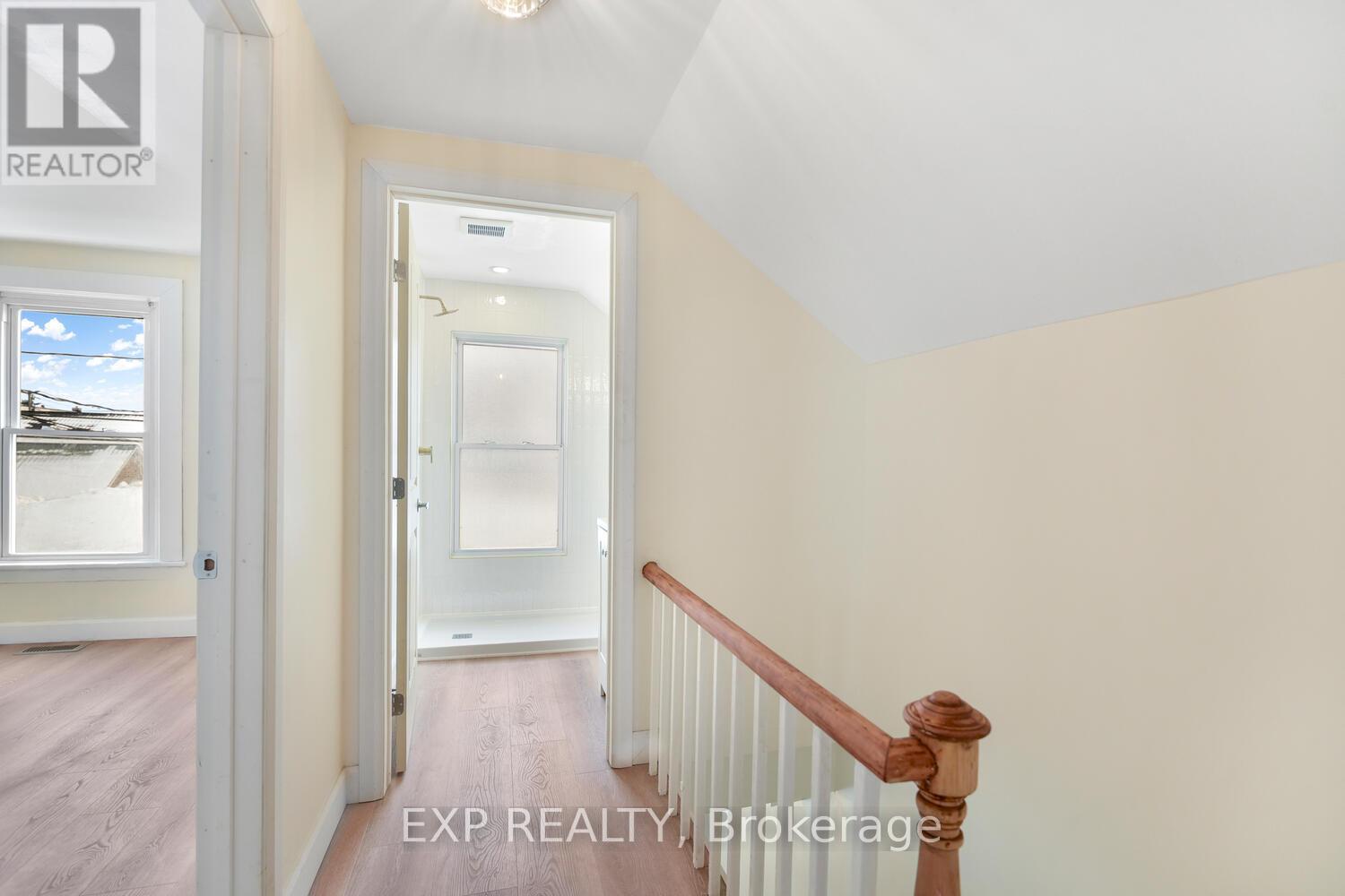 108 George Street, Brockville, Ontario  K6V 3V9 - Photo 9 - X12305735