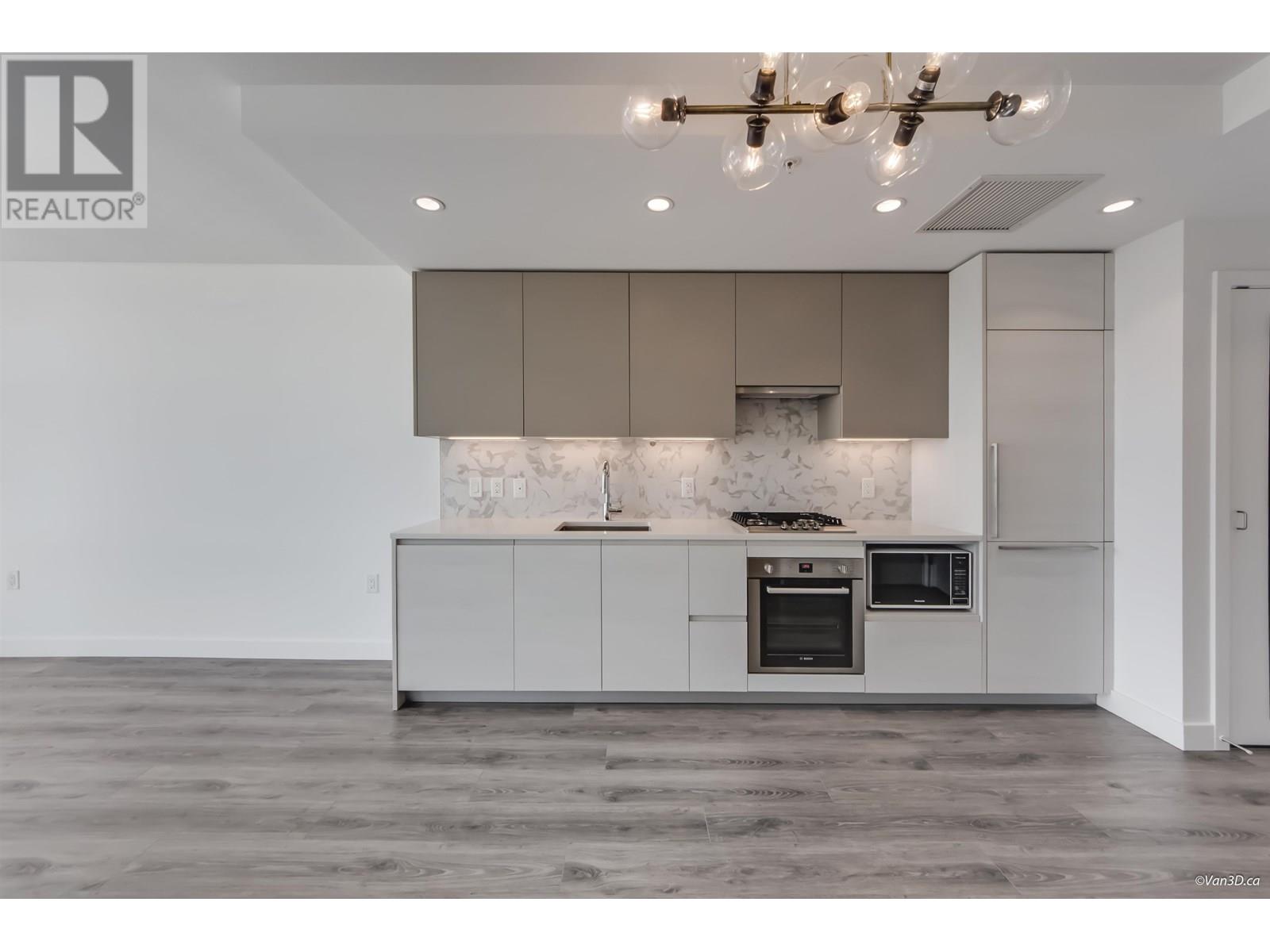 407 8181 Chester Street, Vancouver, British Columbia  V5X 0J9 - Photo 3 - R3030474