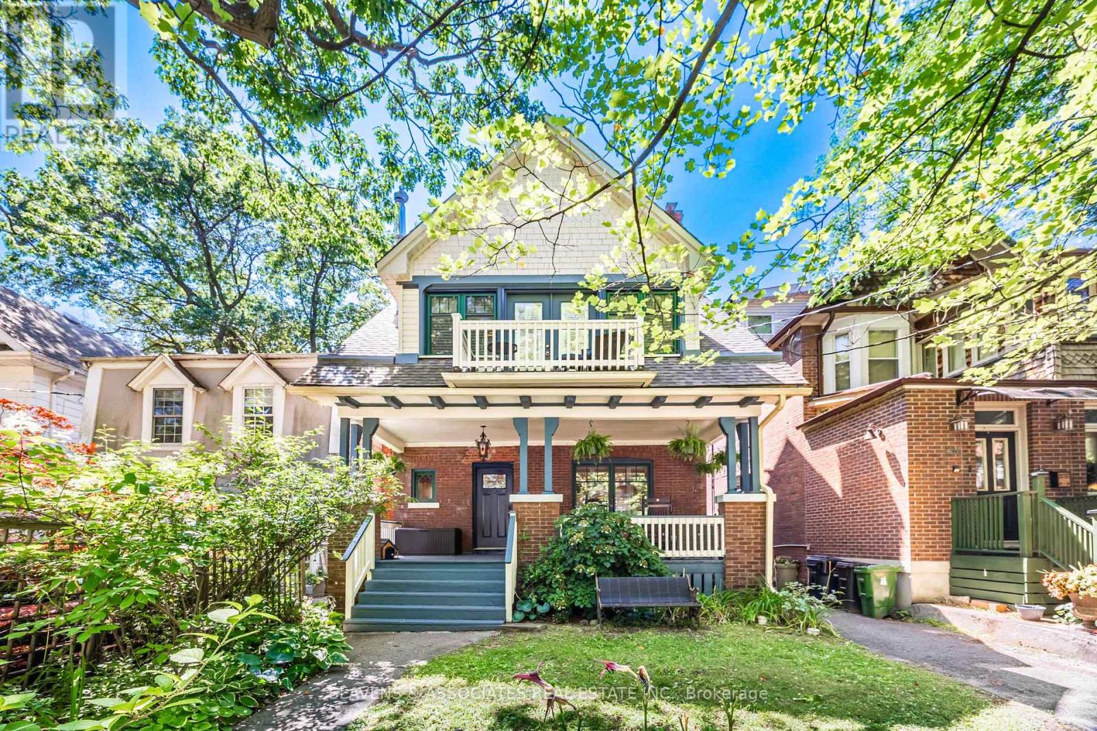 Property at 104 SILVER BIRCH AVENUE image 1